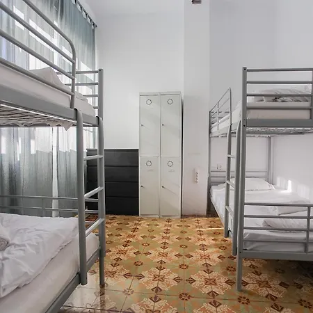 Barbatuke Conde Hostel *